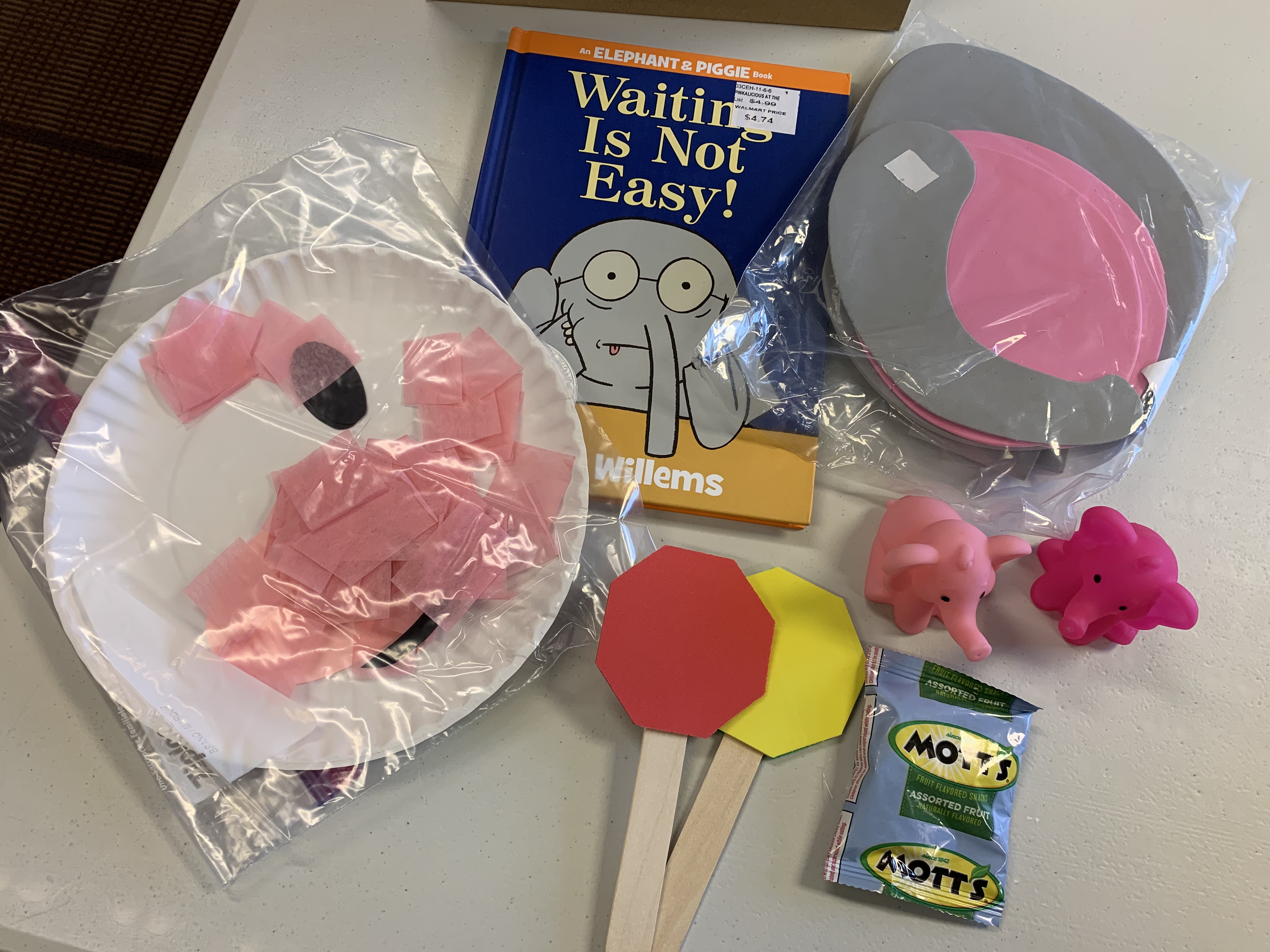 Early Reader bag contents: 2 crafts, activity, book, toys, and fruit snacks